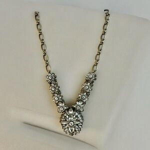 Chloe+Isabel statement necklace.  Beautiful for a special occasion ✨